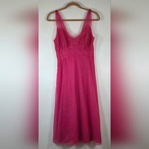 VINTAGE 60's VANITY FAIR LACE CHEMISE NIGHTGOWN.